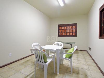 Casa Condominio à venda com 197m², 3 quartos, 2 suítes, 2 vagas no bairro Cristal em Porto Alegre - Foto 41