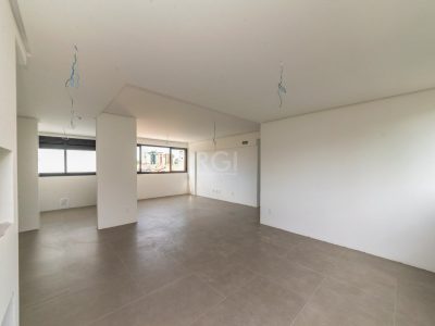 Apartamento à venda com 89m², 2 quartos, 2 suítes, 2 vagas no bairro Menino Deus em Porto Alegre - Foto 2