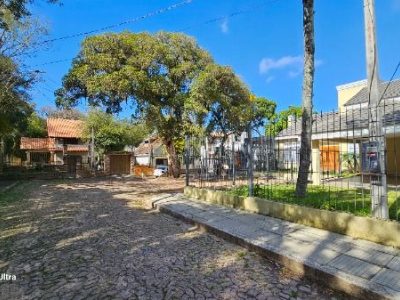 Casa à venda com 187m², 3 quartos, 3 suítes, 2 vagas no bairro Ipanema em Porto Alegre - Foto 32