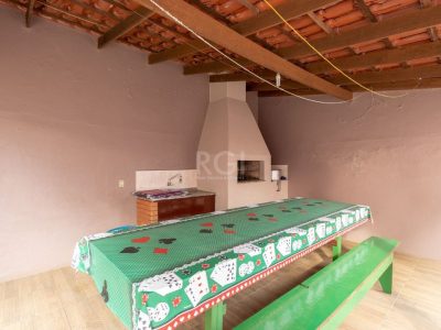 Casa à venda com 192m², 3 quartos, 1 suíte, 2 vagas no bairro Cristal em Porto Alegre - Foto 19