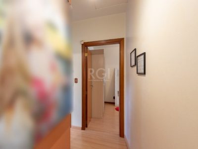 Casa à venda com 192m², 3 quartos, 1 suíte, 2 vagas no bairro Cristal em Porto Alegre - Foto 22