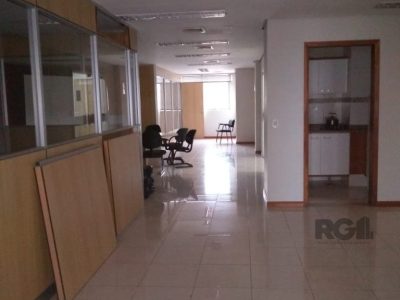 Conjunto/Sala à venda com 200m² no bairro Centro Histórico em Porto Alegre - Foto 3