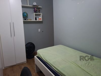 Apartamento à venda com 68m², 3 quartos, 1 suíte, 1 vaga no bairro Jardim Carvalho em Porto Alegre - Foto 18