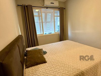 Apartamento à venda com 70m², 2 quartos, 1 vaga no bairro Moinhos de Vento em Porto Alegre - Foto 21