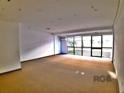 Conjunto/Sala à venda com 57m² no bairro Auxiliadora em Porto Alegre - Foto 7