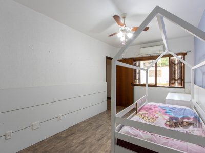 Casa à venda com 229m², 4 quartos, 1 suíte, 3 vagas no bairro Azenha em Porto Alegre - Foto 48