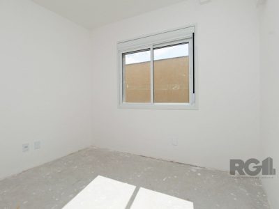 Apartamento à venda com 179m², 3 quartos, 1 suíte, 2 vagas no bairro Passo d'Areia em Porto Alegre - Foto 3