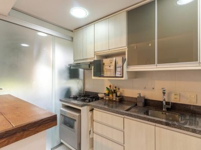 Apartamento à venda com 66m², 3 quartos, 1 suíte, 1 vaga no bairro Santo Antônio em Porto Alegre - Foto 7