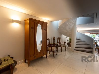 Casa à venda com 360m², 4 quartos, 4 suítes, 4 vagas no bairro Cristal em Porto Alegre - Foto 6