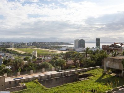 Casa à venda com 360m², 4 quartos, 4 suítes, 4 vagas no bairro Cristal em Porto Alegre - Foto 44