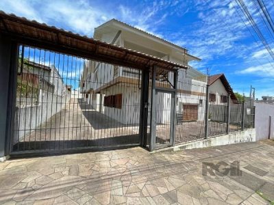 Casa Condominio à venda com 197m², 3 quartos, 1 suíte, 2 vagas no bairro Tristeza em Porto Alegre - Foto 38