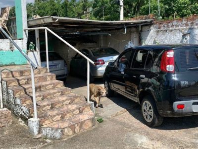 Casa à venda com 150m², 3 quartos, 1 suíte, 4 vagas no bairro Glória em Porto Alegre - Foto 4