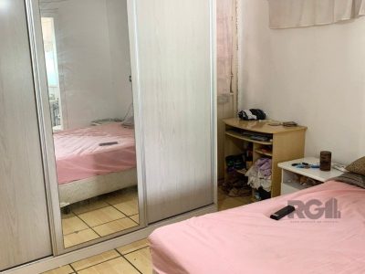 Casa à venda com 150m², 3 quartos, 1 suíte, 4 vagas no bairro Glória em Porto Alegre - Foto 19