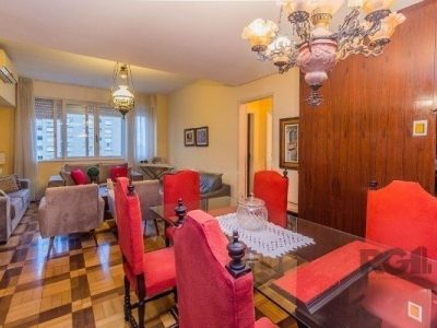 Apartamento à venda com 126m², 3 quartos, 1 suíte, 1 vaga no bairro Moinhos de Vento em Porto Alegre - Foto 3