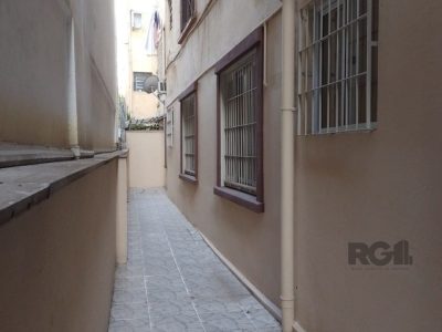 Apartamento à venda com 72m², 2 quartos no bairro Floresta em Porto Alegre - Foto 3