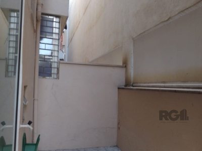 Apartamento à venda com 72m², 2 quartos no bairro Floresta em Porto Alegre - Foto 4