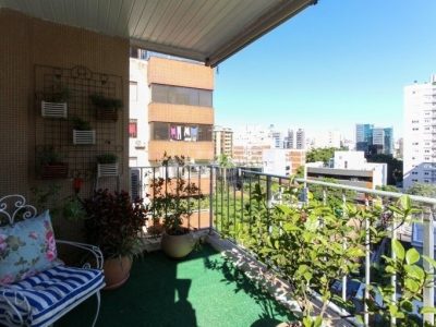 Cobertura à venda com 238m², 3 quartos, 1 suíte, 2 vagas no bairro Auxiliadora em Porto Alegre - Foto 19