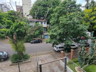 Apartamento à venda com 120m², 3 quartos, 1 suíte, 1 vaga no bairro Petrópolis em Porto Alegre - Foto 4