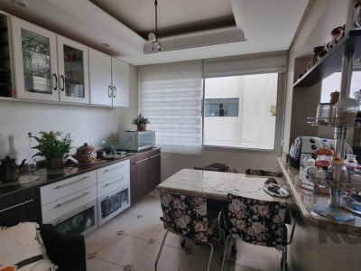 Apartamento à venda com 120m², 3 quartos, 1 suíte, 1 vaga no bairro Petrópolis em Porto Alegre - Foto 15