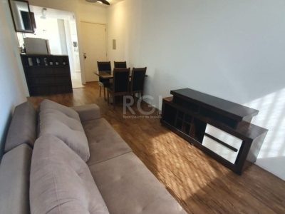 Apartamento à venda com 63m², 2 quartos, 2 suítes, 2 vagas no bairro Santa Tereza em Porto Alegre - Foto 9