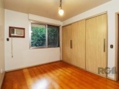 Apartamento à venda com 113m², 3 quartos, 1 suíte, 2 vagas no bairro Auxiliadora em Porto Alegre - Foto 18