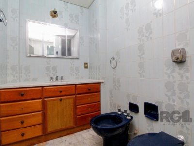 Apartamento à venda com 113m², 3 quartos, 1 suíte, 2 vagas no bairro Auxiliadora em Porto Alegre - Foto 20