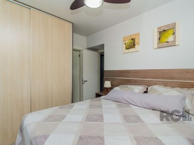 Apartamento à venda com 75m², 3 quartos, 1 suíte, 2 vagas no bairro Partenon em Porto Alegre - Foto 12