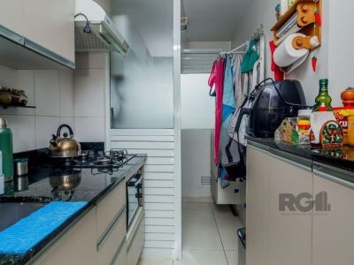 Apartamento à venda com 75m², 3 quartos, 1 suíte, 2 vagas no bairro Partenon em Porto Alegre - Foto 16