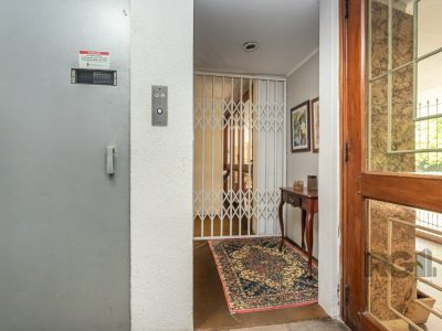 Cobertura à venda com 245m², 3 quartos, 1 suíte, 2 vagas no bairro Moinhos de Vento em Porto Alegre - Foto 53