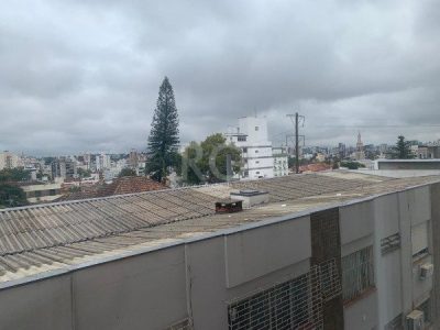 Apartamento à venda com 63m², 2 quartos, 1 suíte, 2 vagas no bairro Petrópolis em Porto Alegre - Foto 15