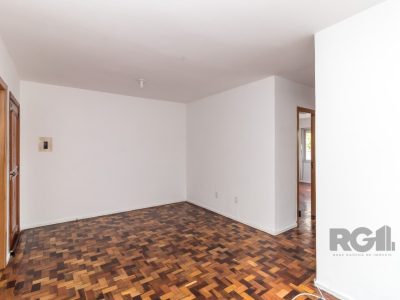 Apartamento à venda com 74m², 2 quartos, 1 vaga no bairro Passo d'Areia em Porto Alegre - Foto 3