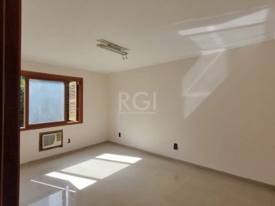 Apartamento à venda com 61m², 2 quartos, 1 vaga no bairro Passo d'Areia em Porto Alegre - Foto 6