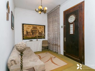 Casa à venda com 198m², 3 quartos, 1 suíte, 4 vagas no bairro Petrópolis em Porto Alegre - Foto 12