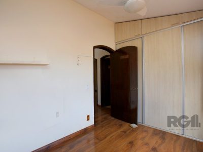 Casa Condominio à venda com 221m², 3 quartos, 1 suíte, 2 vagas no bairro Cristal em Porto Alegre - Foto 22