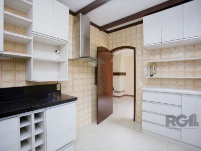 Casa Condominio à venda com 221m², 3 quartos, 1 suíte, 2 vagas no bairro Cristal em Porto Alegre - Foto 33