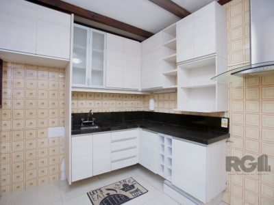 Casa Condominio à venda com 221m², 3 quartos, 1 suíte, 2 vagas no bairro Cristal em Porto Alegre - Foto 34