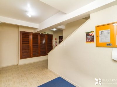 Apartamento à venda com 85m², 2 quartos, 1 vaga no bairro Menino Deus em Porto Alegre - Foto 2