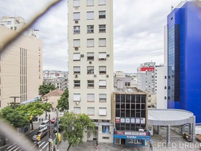 Apartamento à venda com 155m², 4 quartos, 1 suíte, 1 vaga no bairro Bom Fim em Porto Alegre - Foto 14