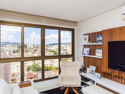 Apartamento à venda com 65m², 2 quartos, 1 suíte, 2 vagas no bairro Petrópolis em Porto Alegre - Foto 6