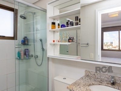 Apartamento à venda com 65m², 2 quartos, 1 suíte, 2 vagas no bairro Petrópolis em Porto Alegre - Foto 16