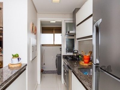 Apartamento à venda com 65m², 2 quartos, 1 suíte, 2 vagas no bairro Petrópolis em Porto Alegre - Foto 13