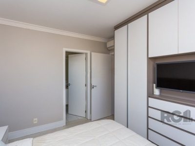 Apartamento à venda com 65m², 2 quartos, 1 suíte, 2 vagas no bairro Petrópolis em Porto Alegre - Foto 22