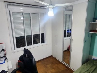 Apartamento à venda com 91m², 3 quartos, 1 suíte, 1 vaga no bairro Rio Branco em Porto Alegre - Foto 4