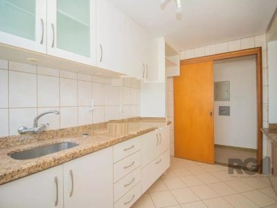 Apartamento à venda com 93m², 3 quartos, 1 suíte, 2 vagas no bairro Petrópolis em Porto Alegre - Foto 6