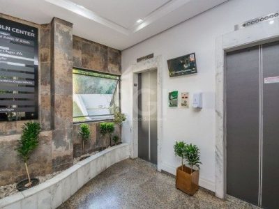 Conjunto/Sala à venda com 121m², 3 vagas no bairro Auxiliadora em Porto Alegre - Foto 18