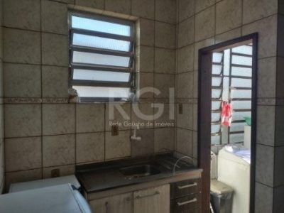 Casa à venda com 100m², 3 quartos, 2 vagas no bairro Santa Tereza em Porto Alegre - Foto 12