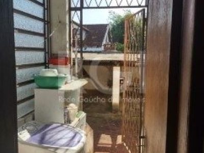 Casa à venda com 100m², 3 quartos, 2 vagas no bairro Santa Tereza em Porto Alegre - Foto 13