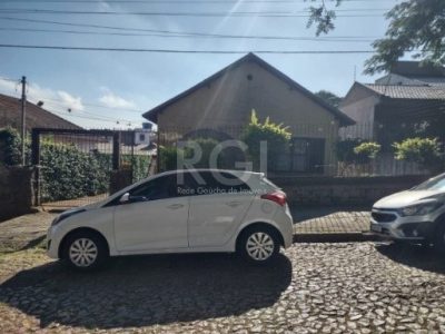 Casa à venda com 100m², 3 quartos, 2 vagas no bairro Santa Tereza em Porto Alegre - Foto 20