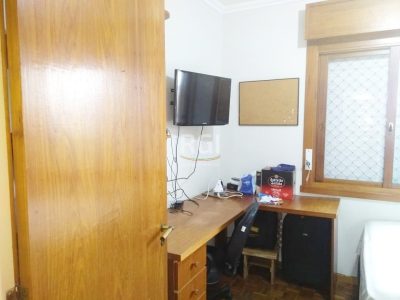 Apartamento à venda com 111m², 2 quartos, 1 suíte, 1 vaga no bairro Menino Deus em Porto Alegre - Foto 12