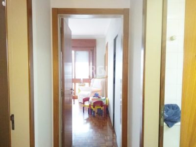 Apartamento à venda com 111m², 2 quartos, 1 suíte, 1 vaga no bairro Menino Deus em Porto Alegre - Foto 28